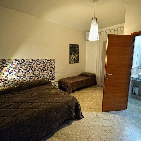 Aback Policlinico Hotel Бари Екстериор снимка