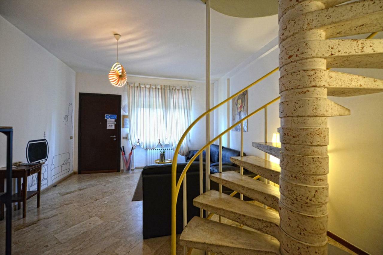 Aback Policlinico Hotel Бари Екстериор снимка