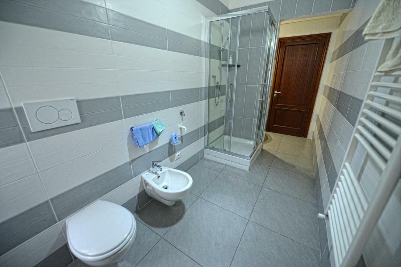 Aback Policlinico Hotel Бари Екстериор снимка